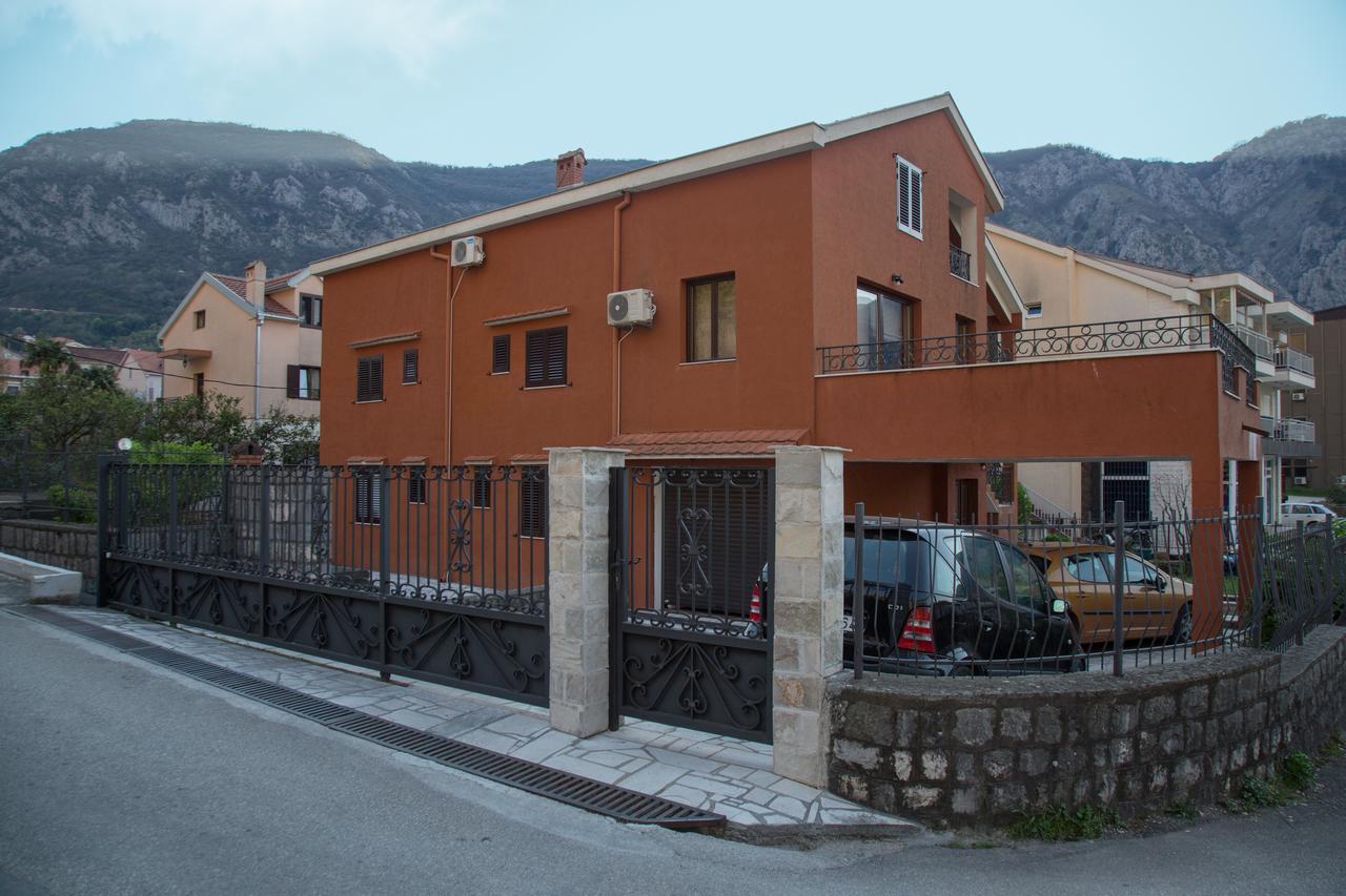 Apartment Damjan Kotor Exterior photo